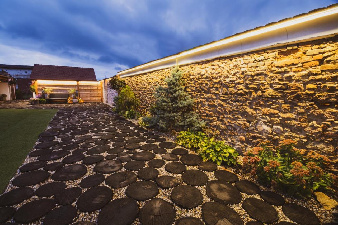 Penzion Castello Valtice Εξωτερικό φωτογραφία